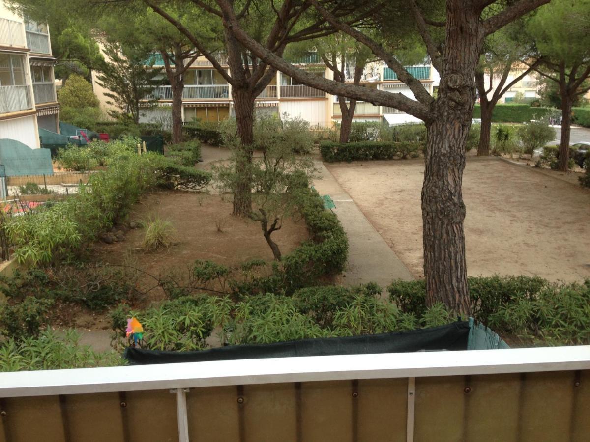CAP D'AGDE studio cabine 6 pers. + terrasse + parking privé + clim  Extérieur photo