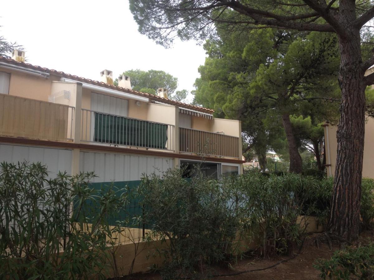 CAP D'AGDE studio cabine 6 pers. + terrasse + parking privé + clim  Extérieur photo